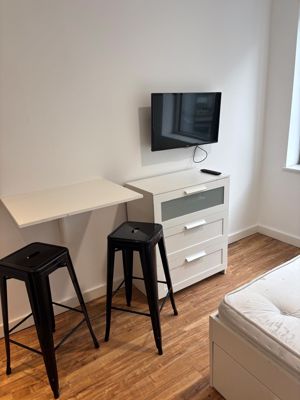 Photo 7- click for photo gallery